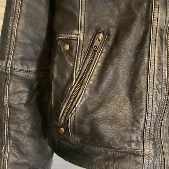 Custom Bilt Motorcycle Jacket - Picture 4 of 10